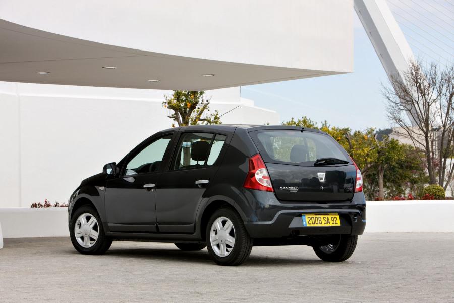  Dacia Sandero 2009 года  (фото 15 из 17)
